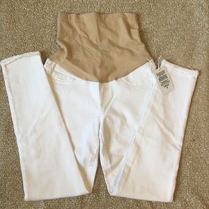 Joe’s Flawless Pregnancy Skinny Jeans